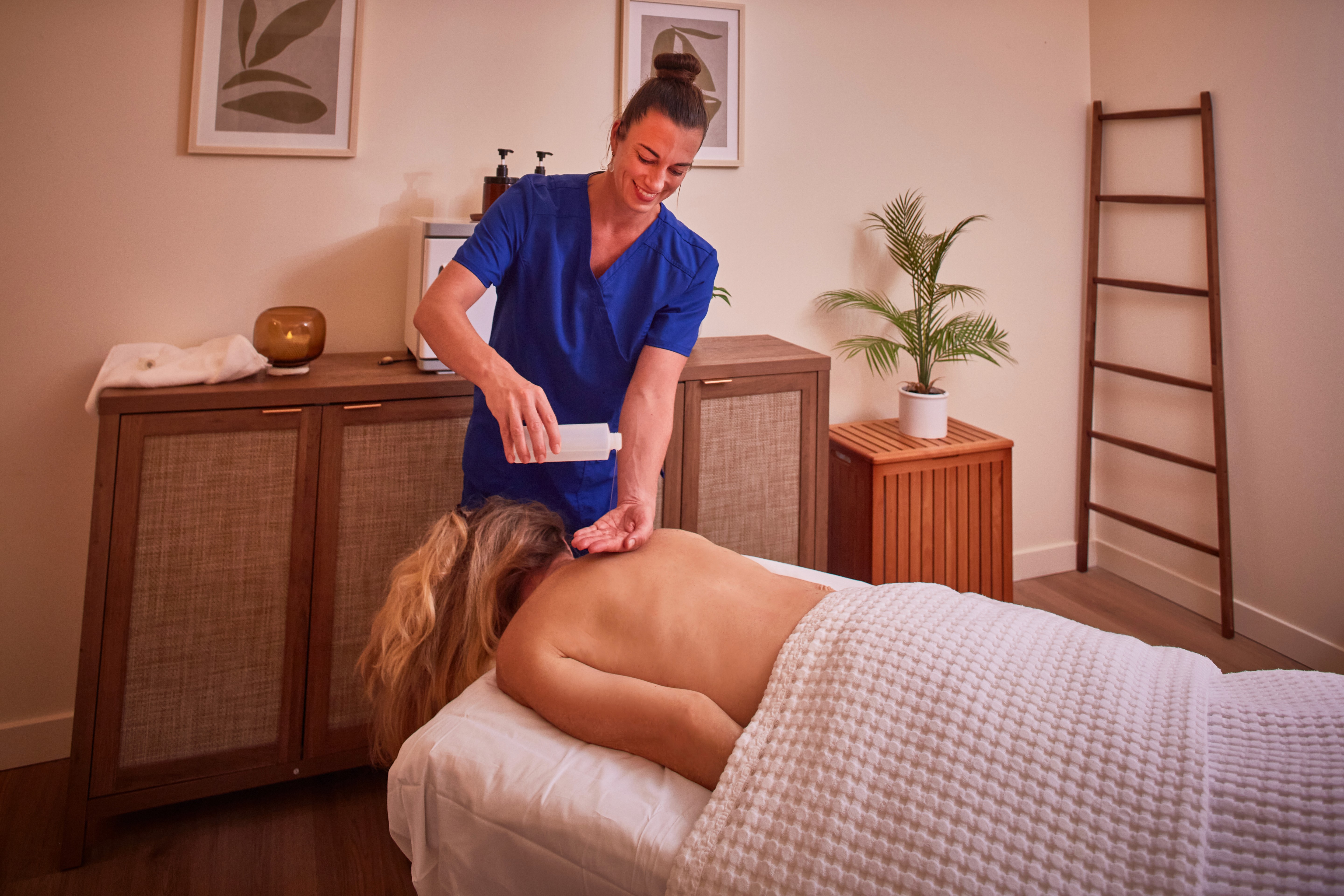 couples massage Honolulu