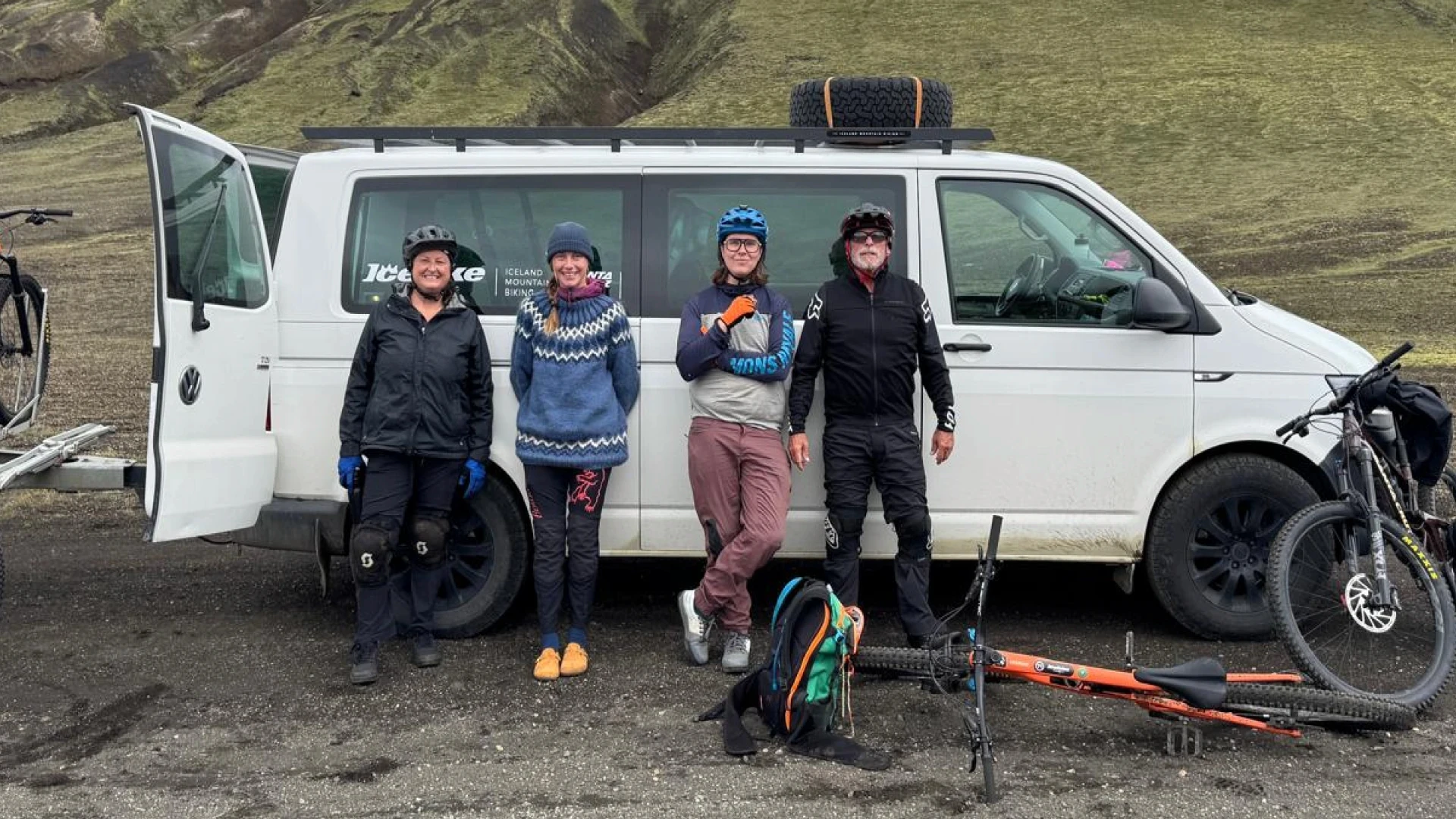 What to Wear in Iceland