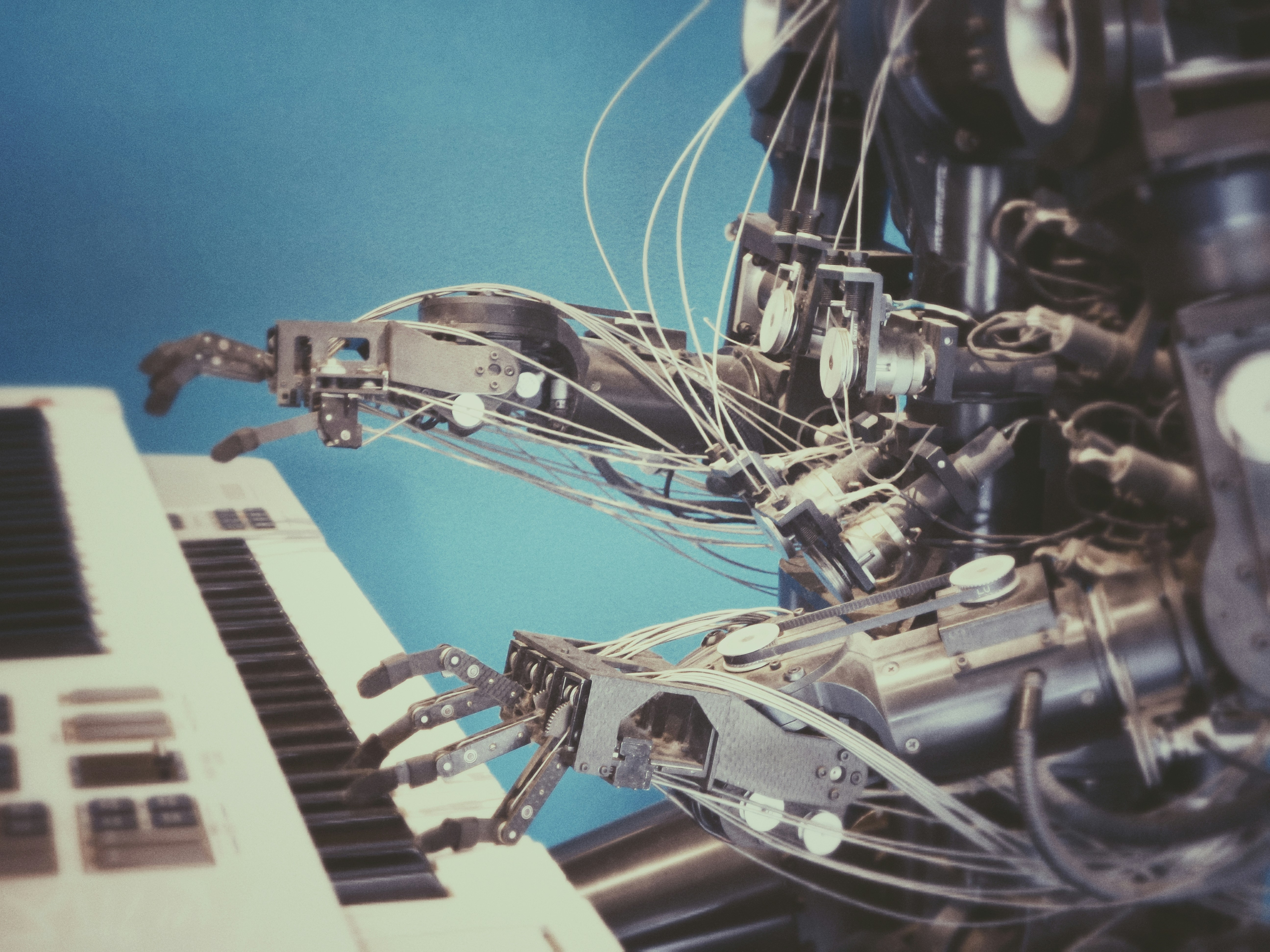 AI robot on a piano - How To Make AI Sing