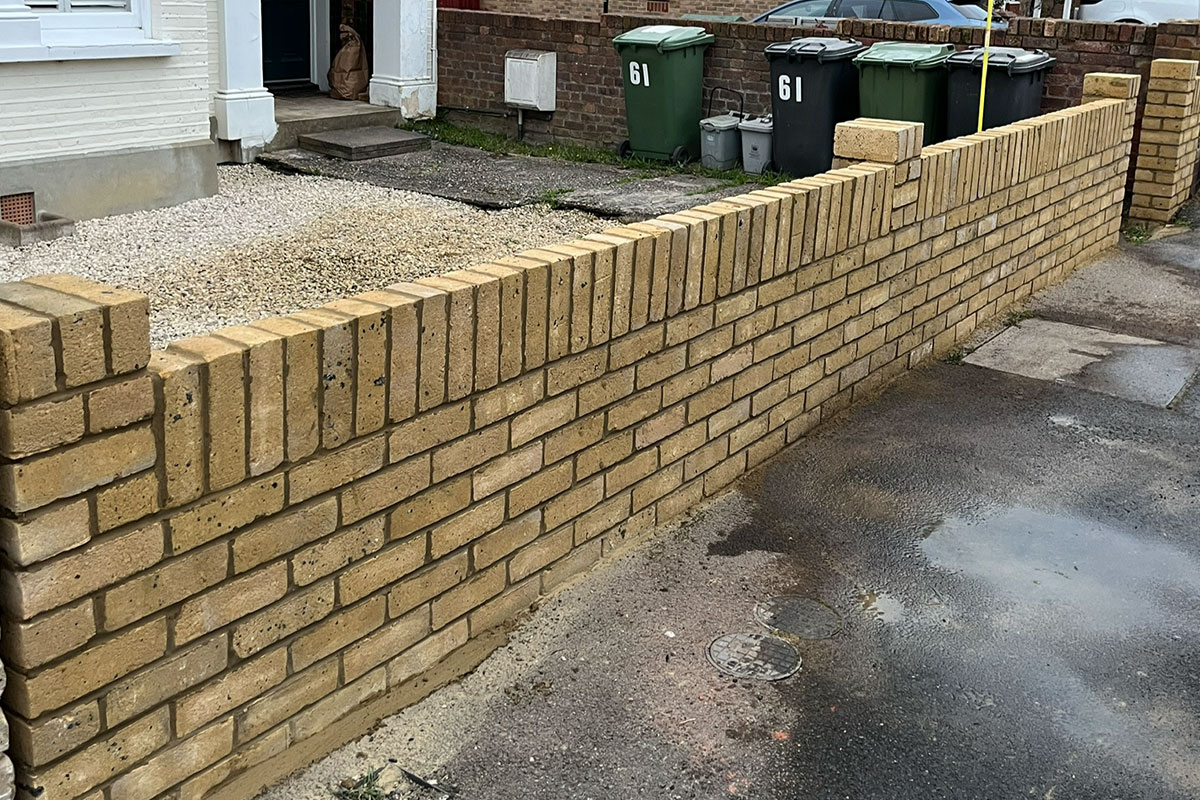 Finished Sydenham Garden Brick Wall Header Image