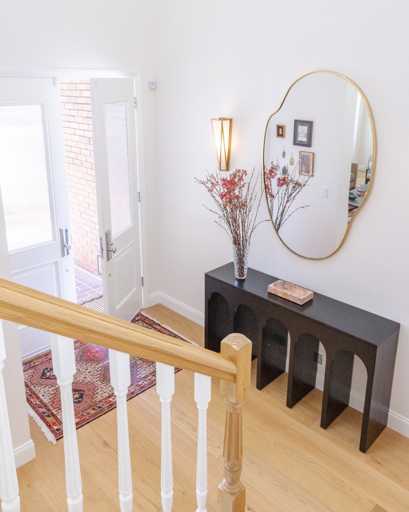 Image of modern living room