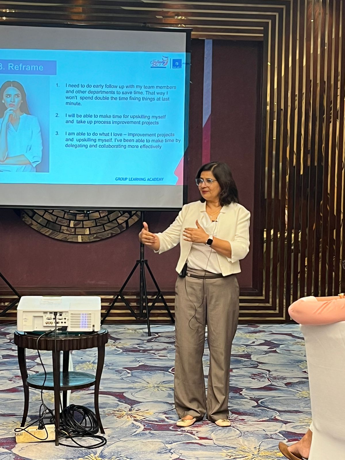 Mridula Sankhyayan giving an executive coaching talk