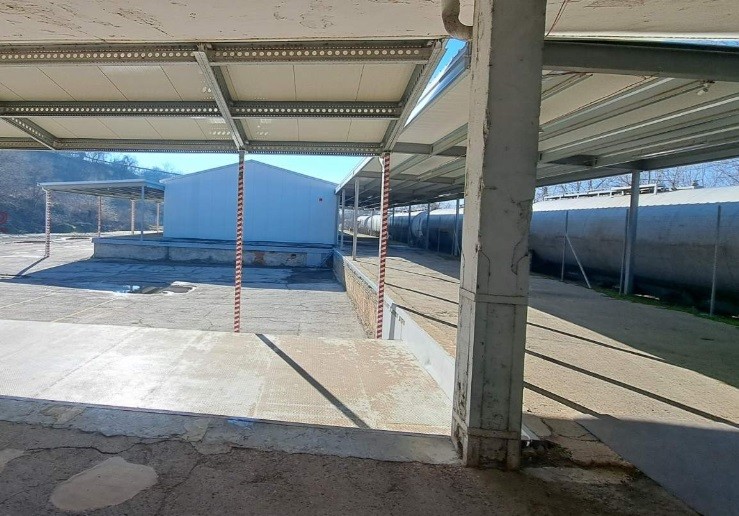 Бизнес имот за продажба в западна промишлена зона Русе