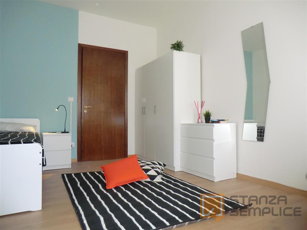 14.38 sqm room in Via San Roberto Bellarmino, Padova