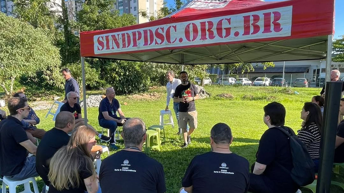 CIASC em luta: trabalhadores intensificam vigília e cobram aprovação imediata do PCCS após 20 anos de espera