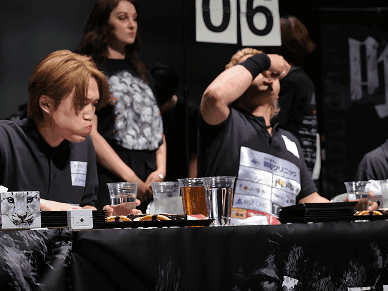 最後の一踏ん張りを見せるファイター