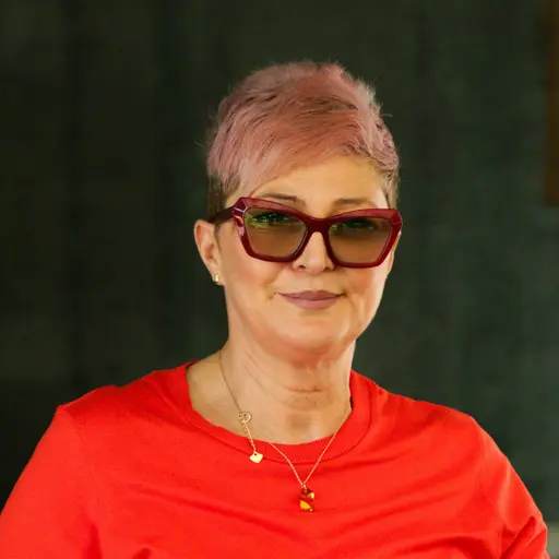 portret client cu recenzie favorabila pentru spalarea panourilor fotovoltaice