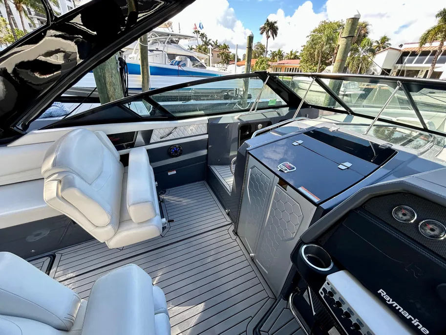 Boat thumbnail 28