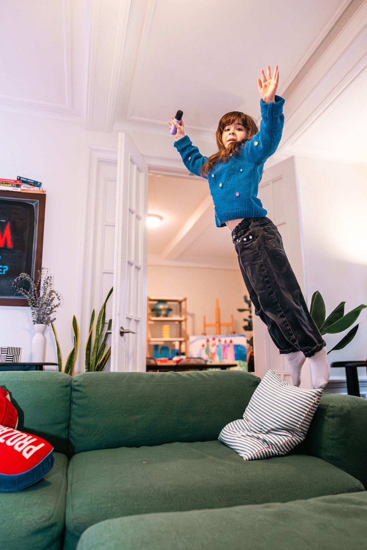 girl-jumping-fun-documentary-portraits-nyc-katt-jones-photography