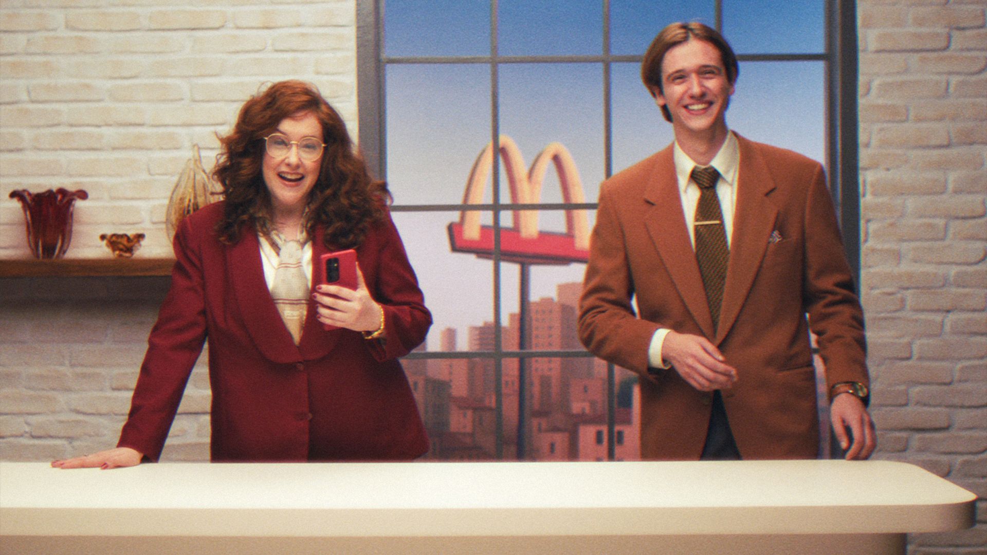 Méqui Friday 2025 revisita clássicos da TV para destacar ofertas históricas