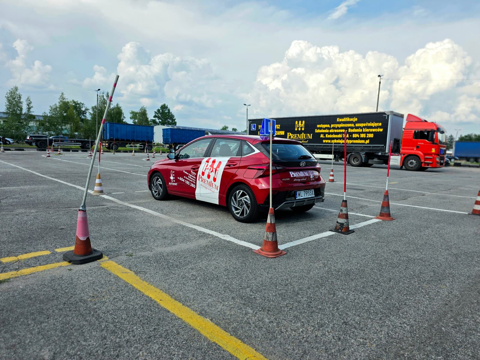 OSK Premium szkoła jazdy Mustang kurs kat B