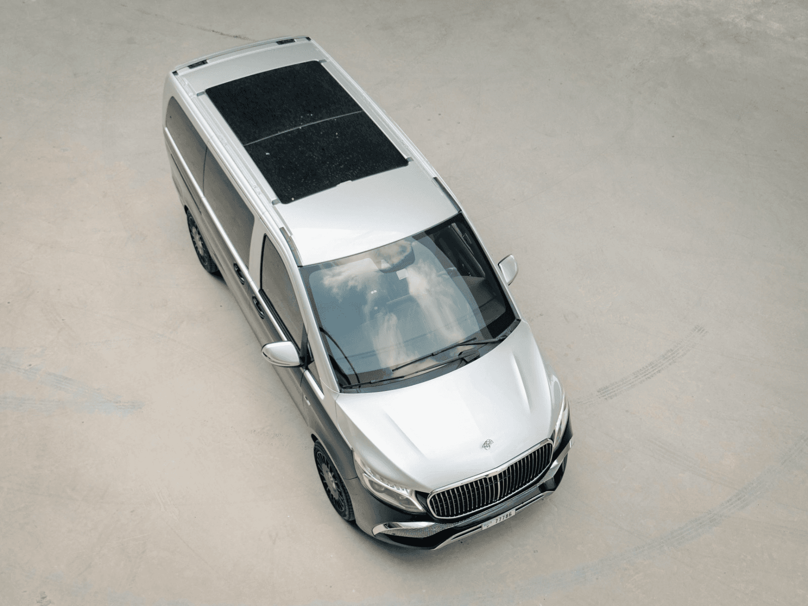 Mercedes Benz Mayback Van