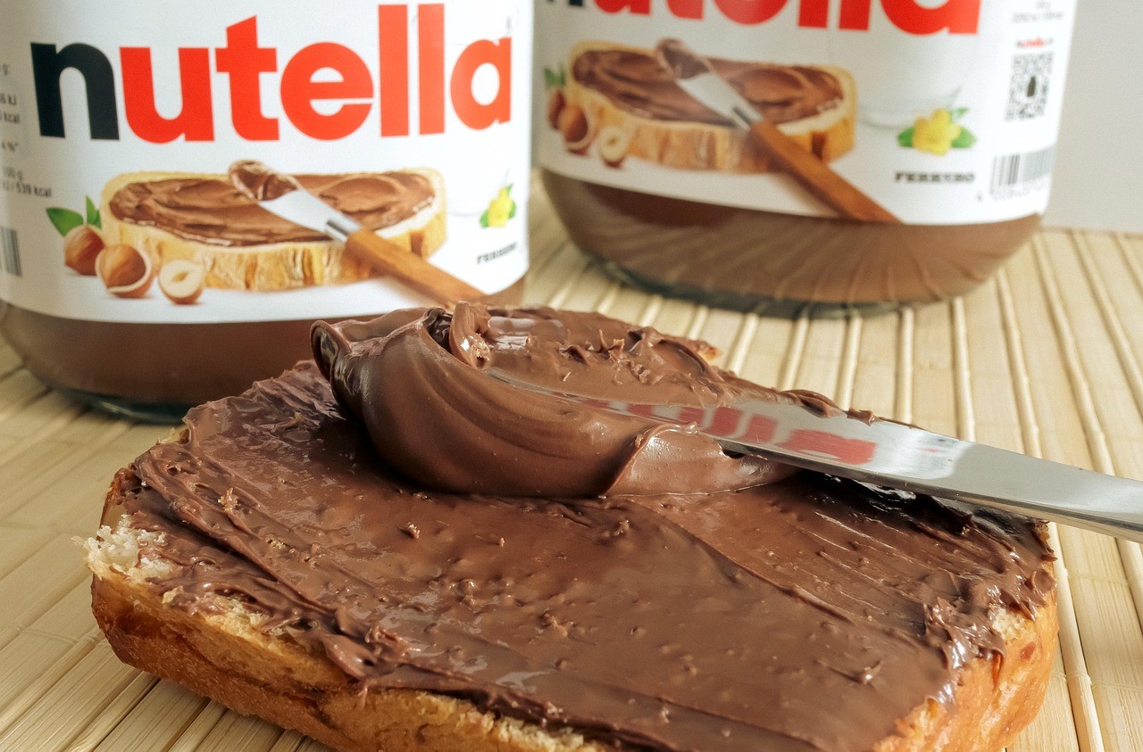 chocolate-spread,-nutella,-chocolate,-breakfast,-nougat,-toast,-food,-sugar,-nut - photoenduro (pixabay)