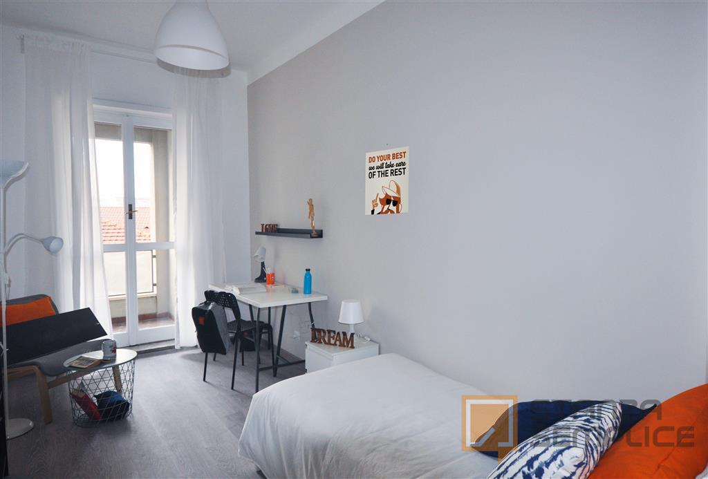 15 sqm room on Via Massimo d'Azeglio, Torino