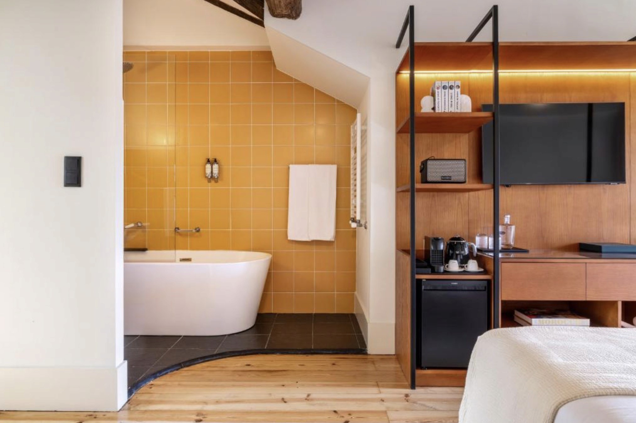 Rosario Townhouse Suites