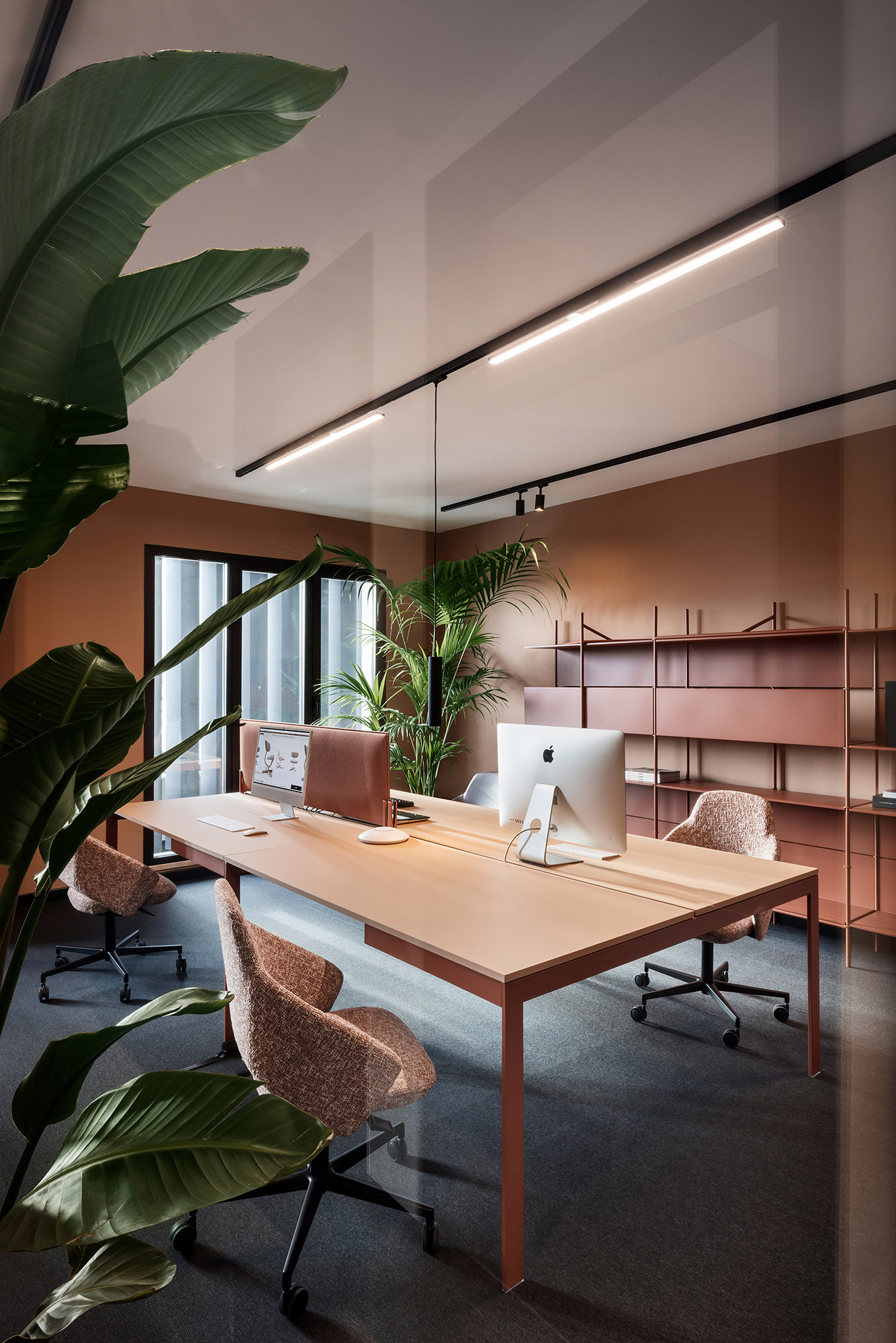 Mara furniture inside the company communication hub in Brescia