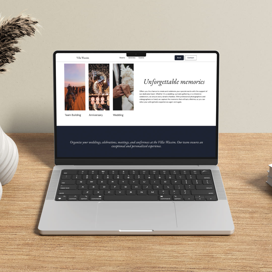 Mise en situation (mockup) du site web de Villa Wassim Marrakech, affiché sur un ordinateur portable MacBook Pro posé sur un bureau en bois clair. La page d'accueil ou une page de services met en évidence le design épuré et haut de gamme. On distingue une barre de navigation minimaliste, un bloc de texte en anglais avec une typographie script élégante ('Unforgettable memories'), et une section de services (Team Building, Anniversary, Wedding) illustrée par des miniatures de qualité. L'interface utilise une palette de couleurs sombres et neutres (bleu marine, blanc, or). Ce visuel démontre l'expertise de Nux-Studio en Web Design, conception UX/UI et développement de sites web de luxe pour le secteur hôtelier.