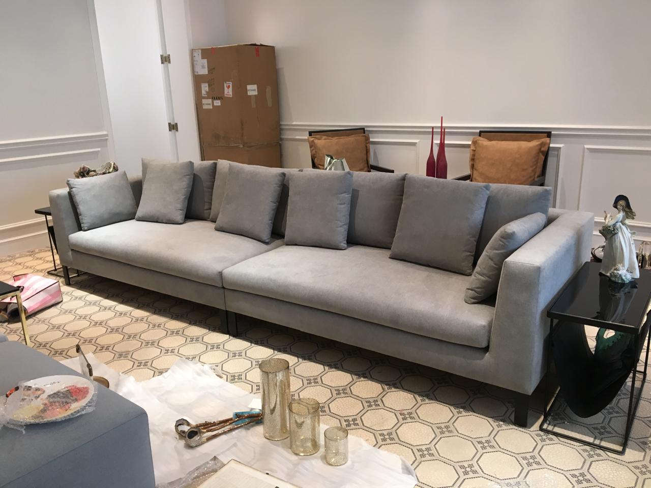 Image of bed and table