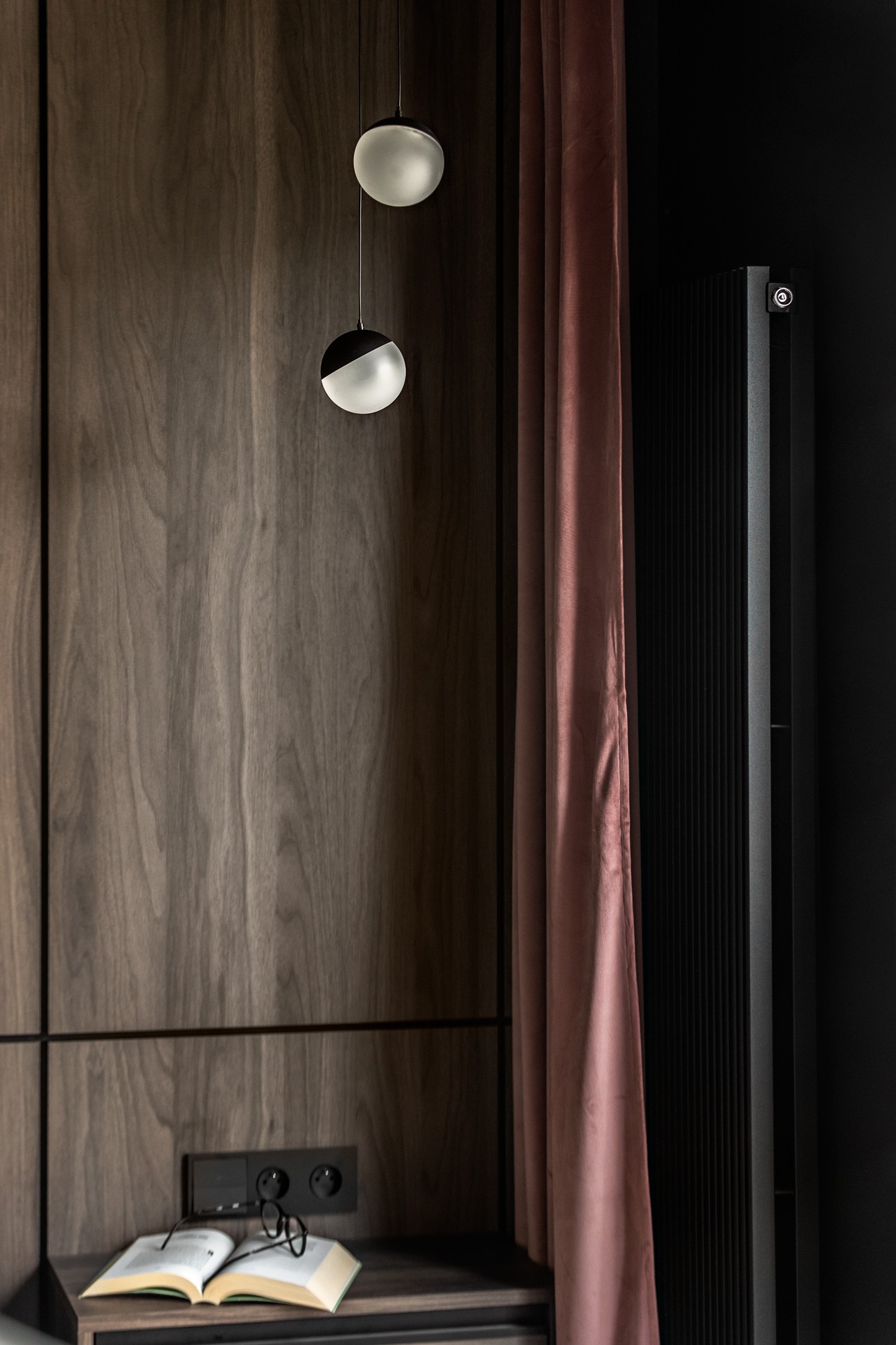 pendant globe lights