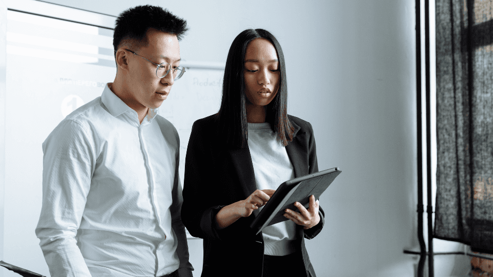 Marketing team analysing reviews using different tools