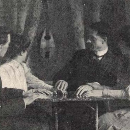 一次降灵会，摘自《皮尔逊杂志》，1910年3月至10月。