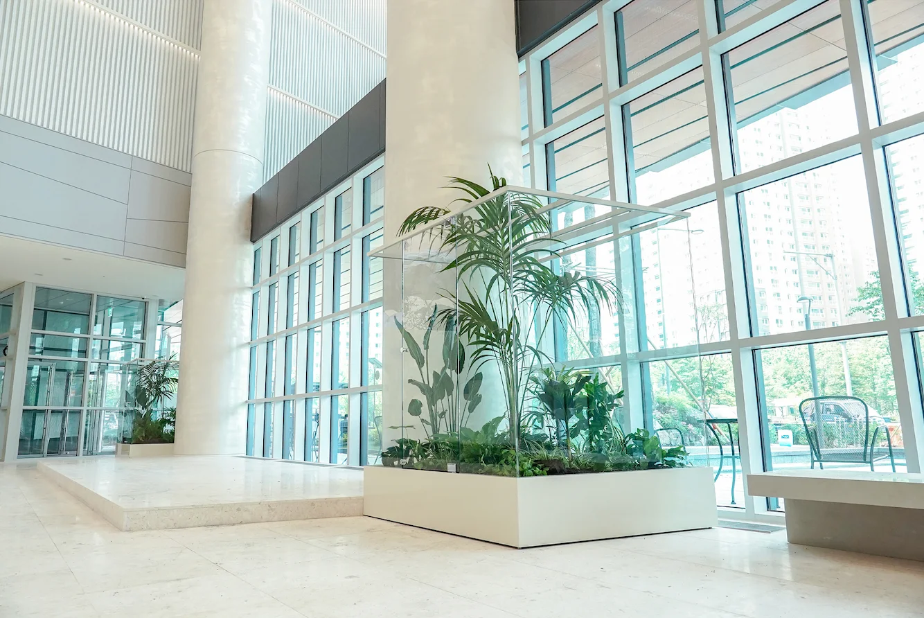 공기업 로비 실내조경