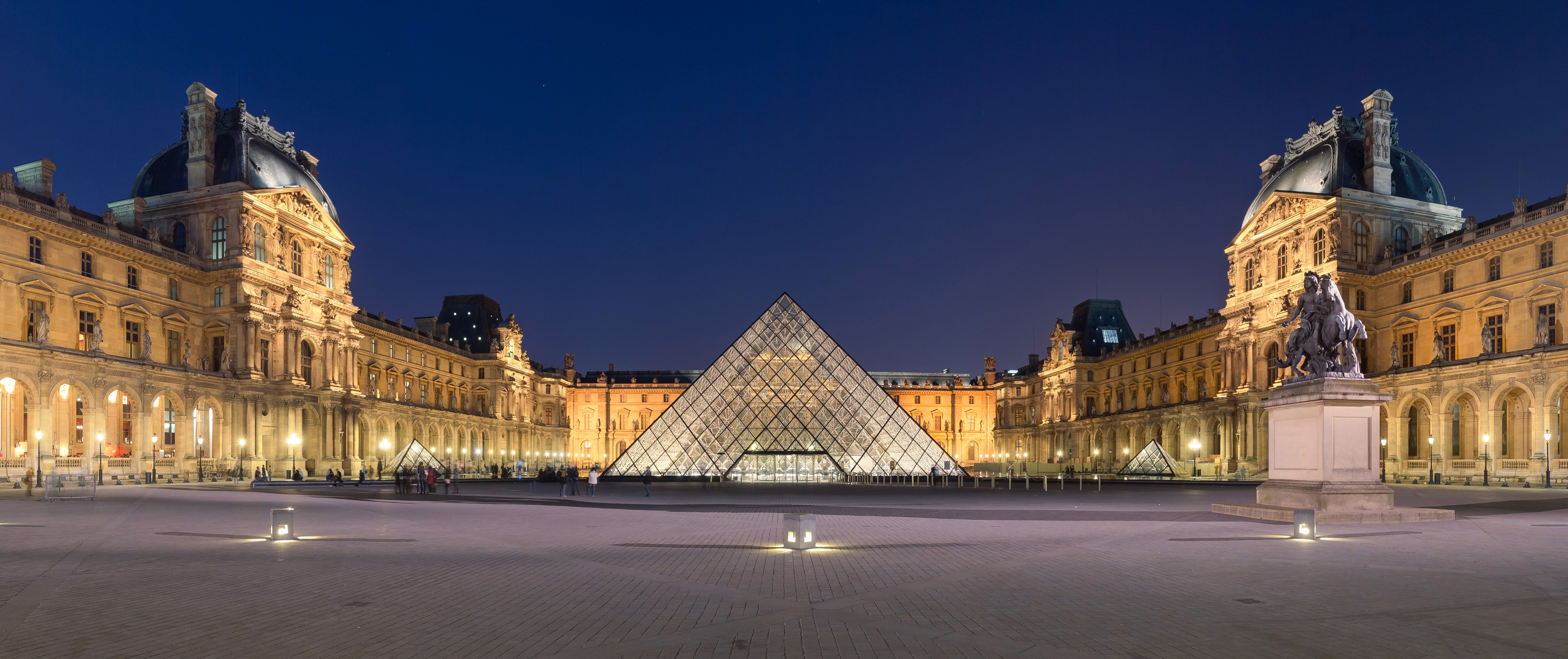 Strategic and operational advisory in France