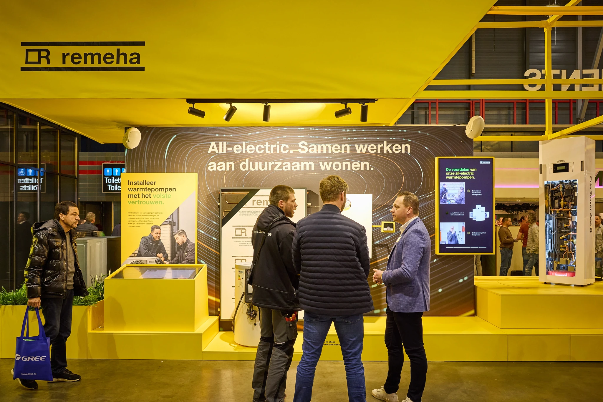 Grafisch Ontwerp Remeha beursstand