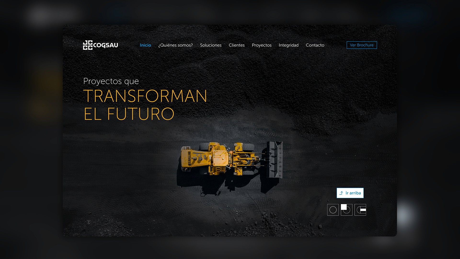 Encabezado web con vehículo de minería y el slogan "Proyectos que Transforman el Futuro", resaltando innovación industrial.
