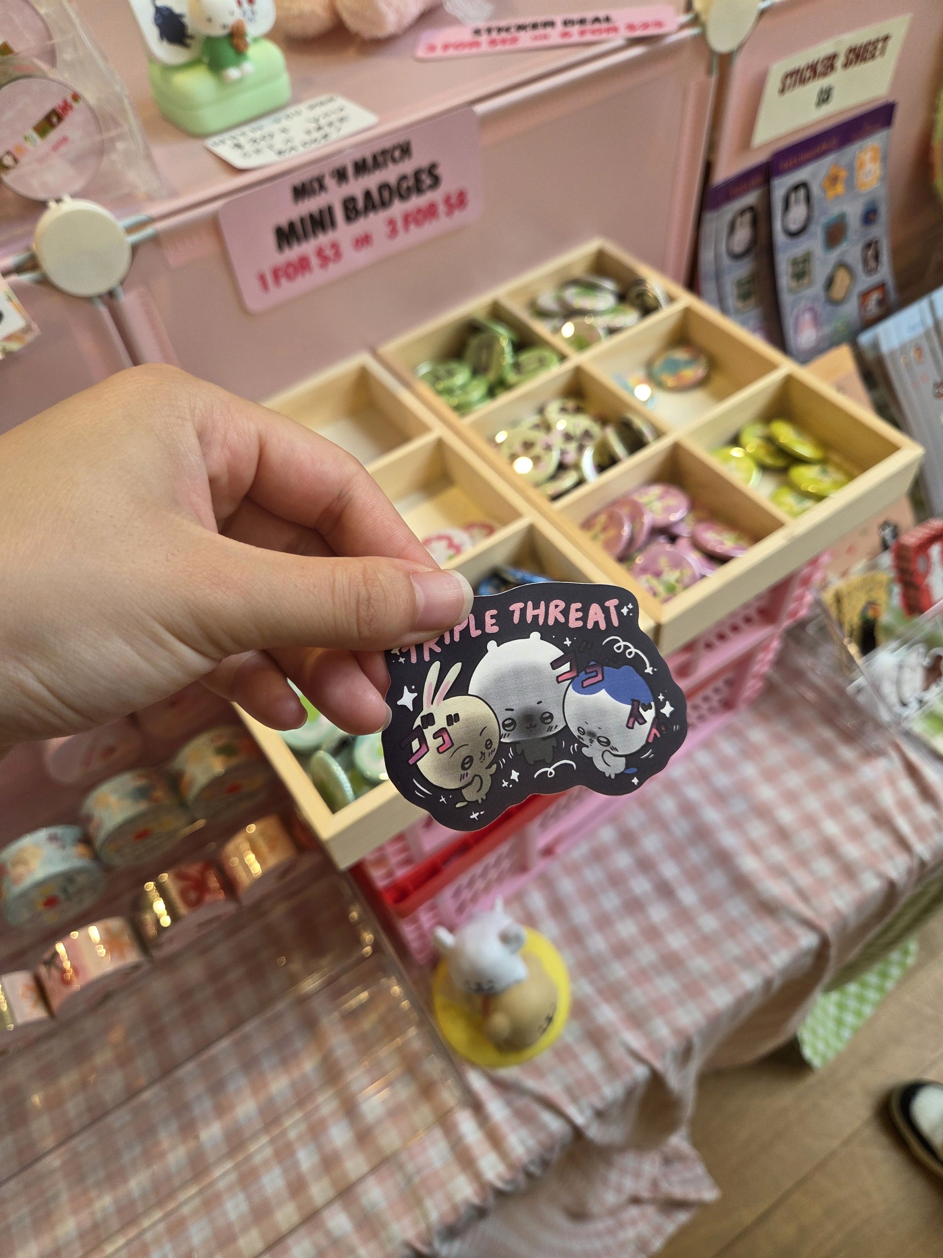 Islands in the ocean at sunset