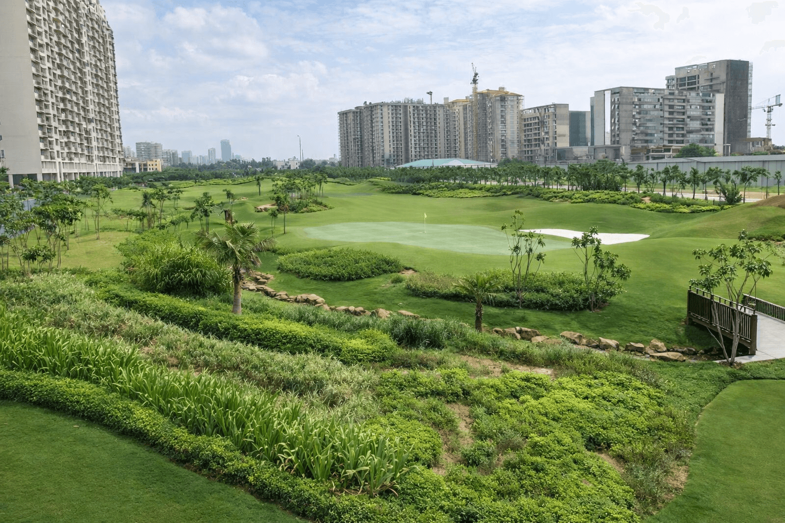 Golf course view residences in Sector 65 near Golf Course Road Extension, Gurugram