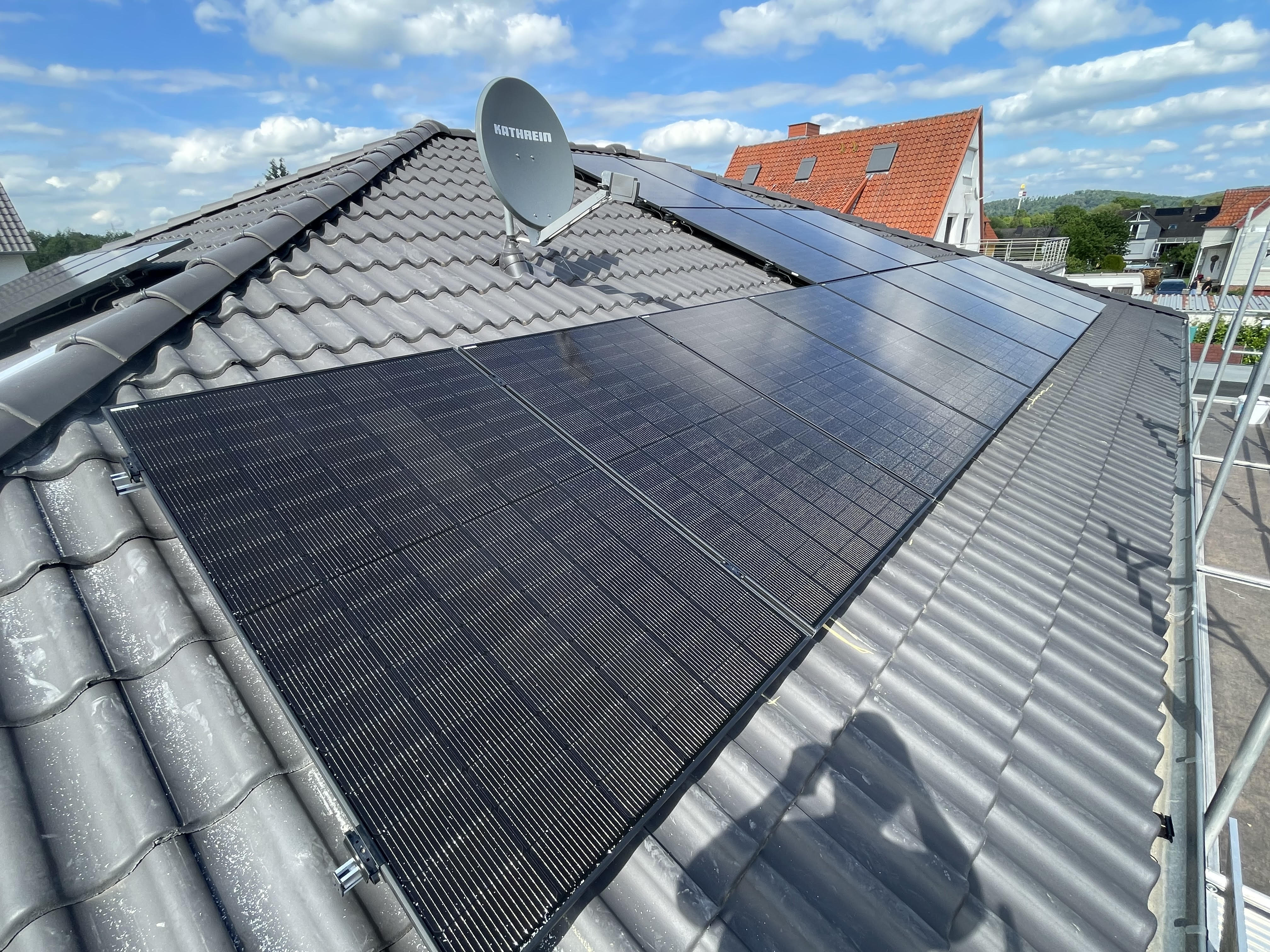 Dach mit PV-Anlage in Nörten-Hardenberg