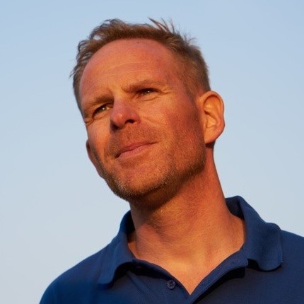 Portrait of a Teambooster expert coach