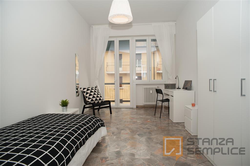 18 sqm room in Via Q. SELLA, Firenze