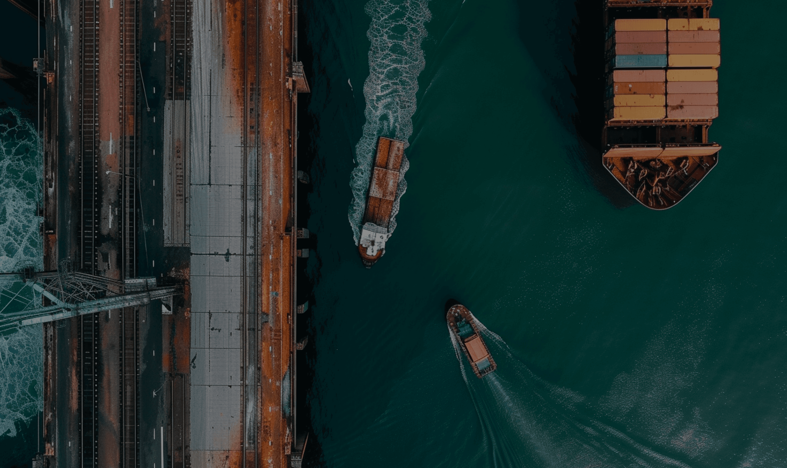 Background image - Industrial boats 