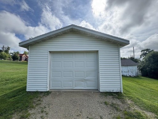 Photo 10 of 409 E Division Street, Dodgeville