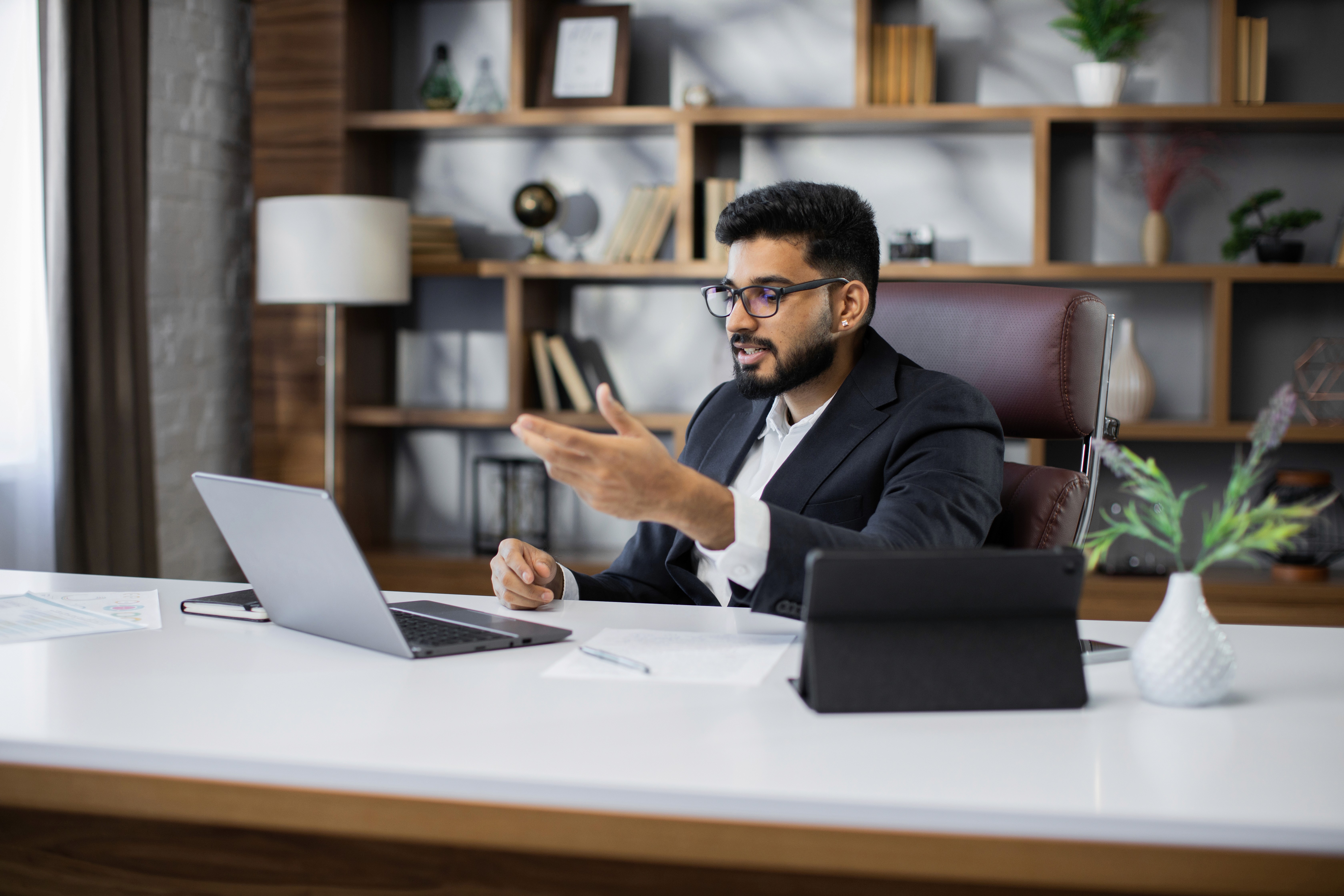 Online Mediation - Secure platform for resolving conflicts.