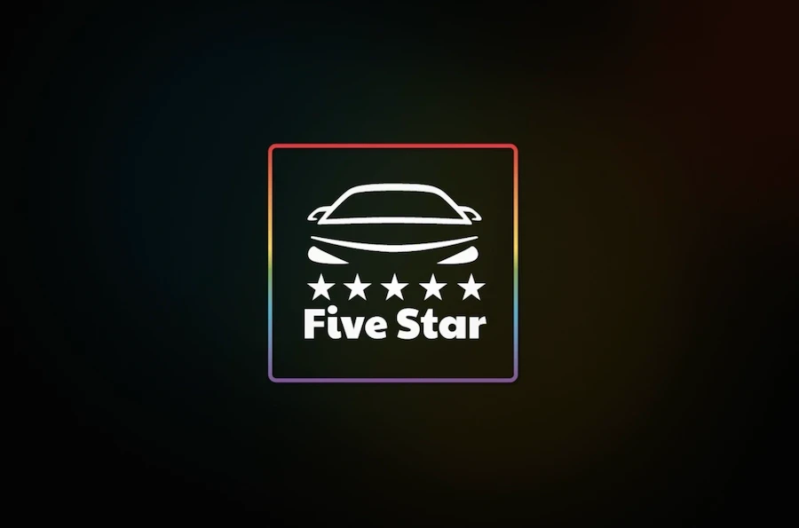 Logo carroserrie five star sur fond noir