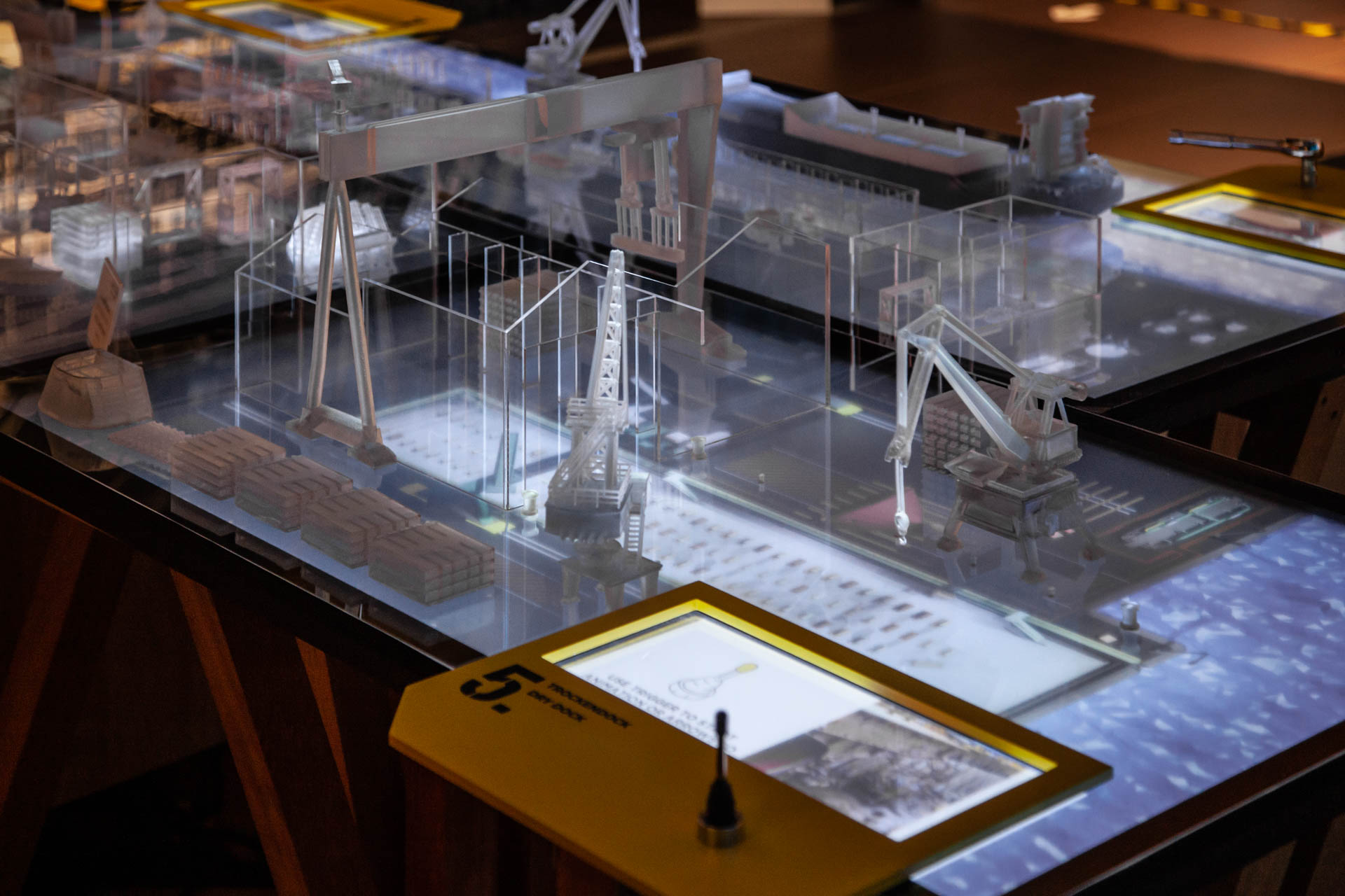 Interactive augmented scientific scale model