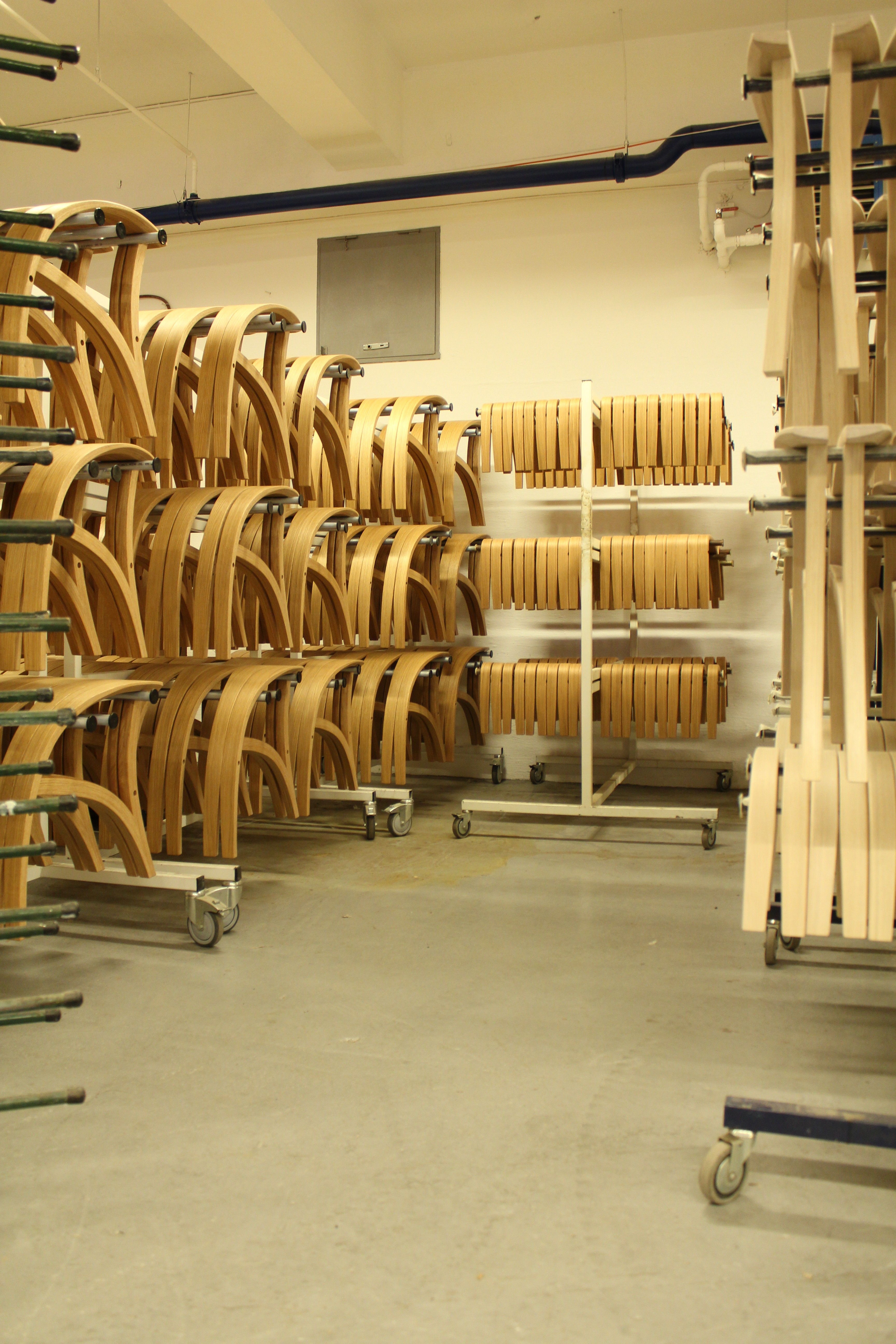 A pile of rolled woodsticks