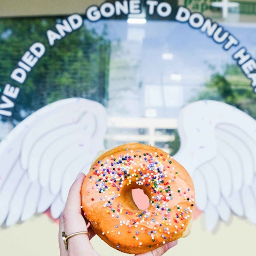 Santa Mónica: Entradas para el recorrido guiado y degustación de donuts junto al océano en Santa Mónica