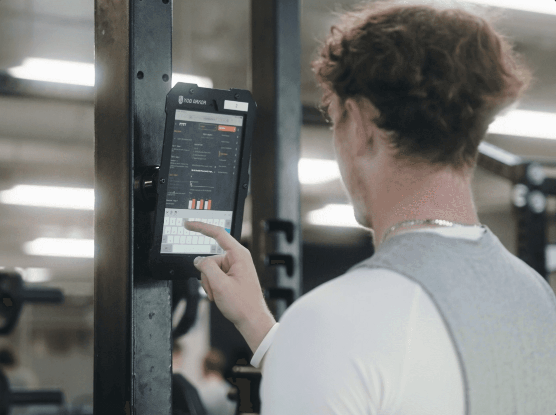 Student athlete using FYTT software on an iPad.