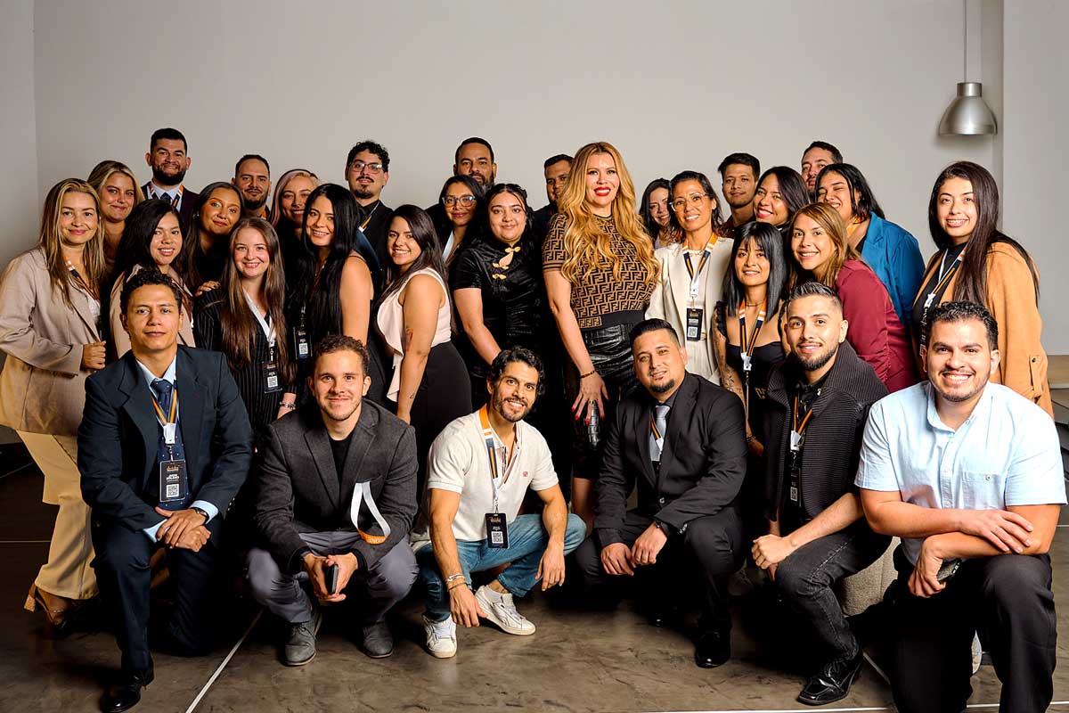 Equipo legal completo de Mangone Law Firm – abogados de inmigración bilingües en Morris Plains, Nueva Jersey