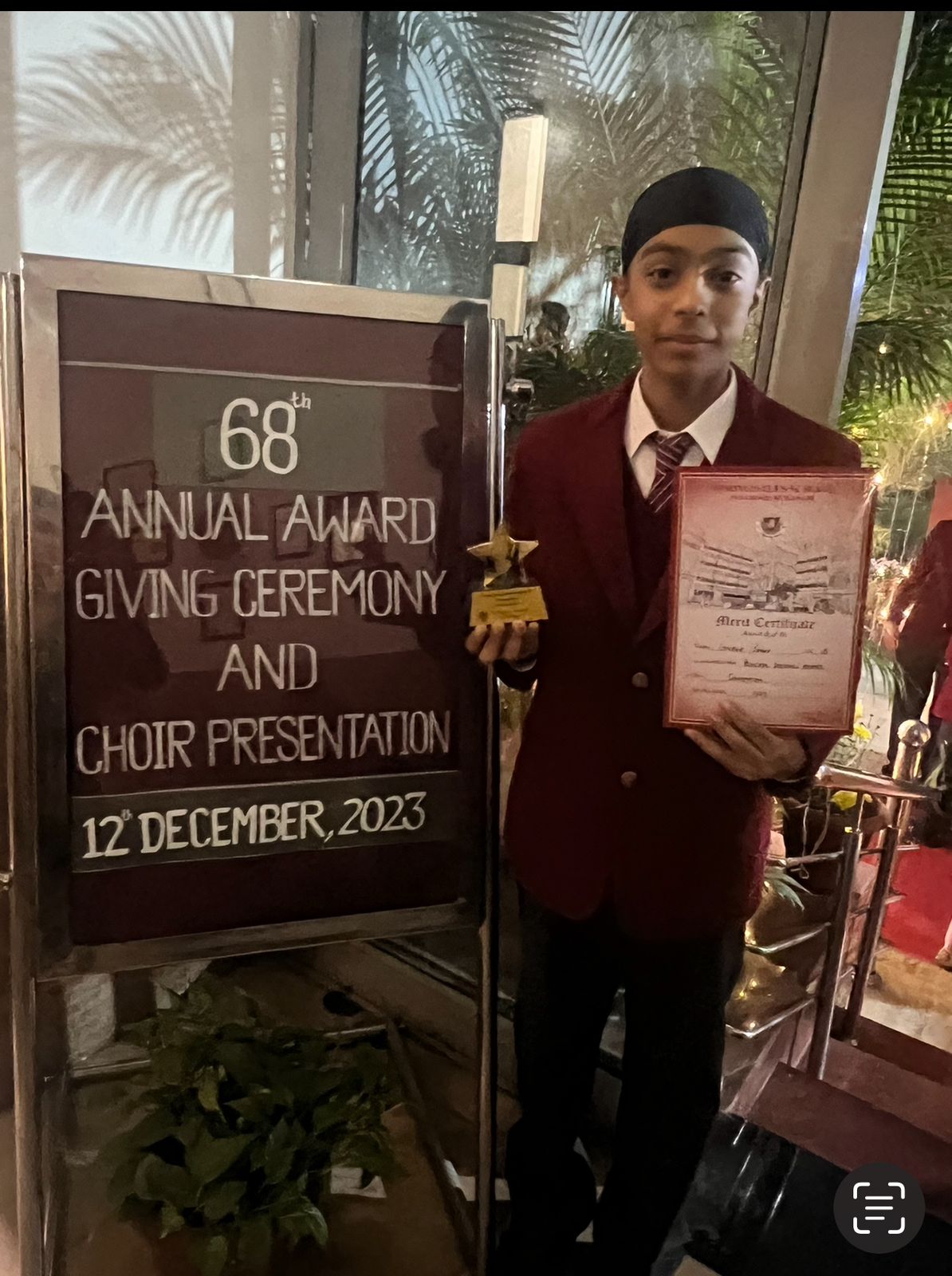 Green glass-metallic background with statistic cards