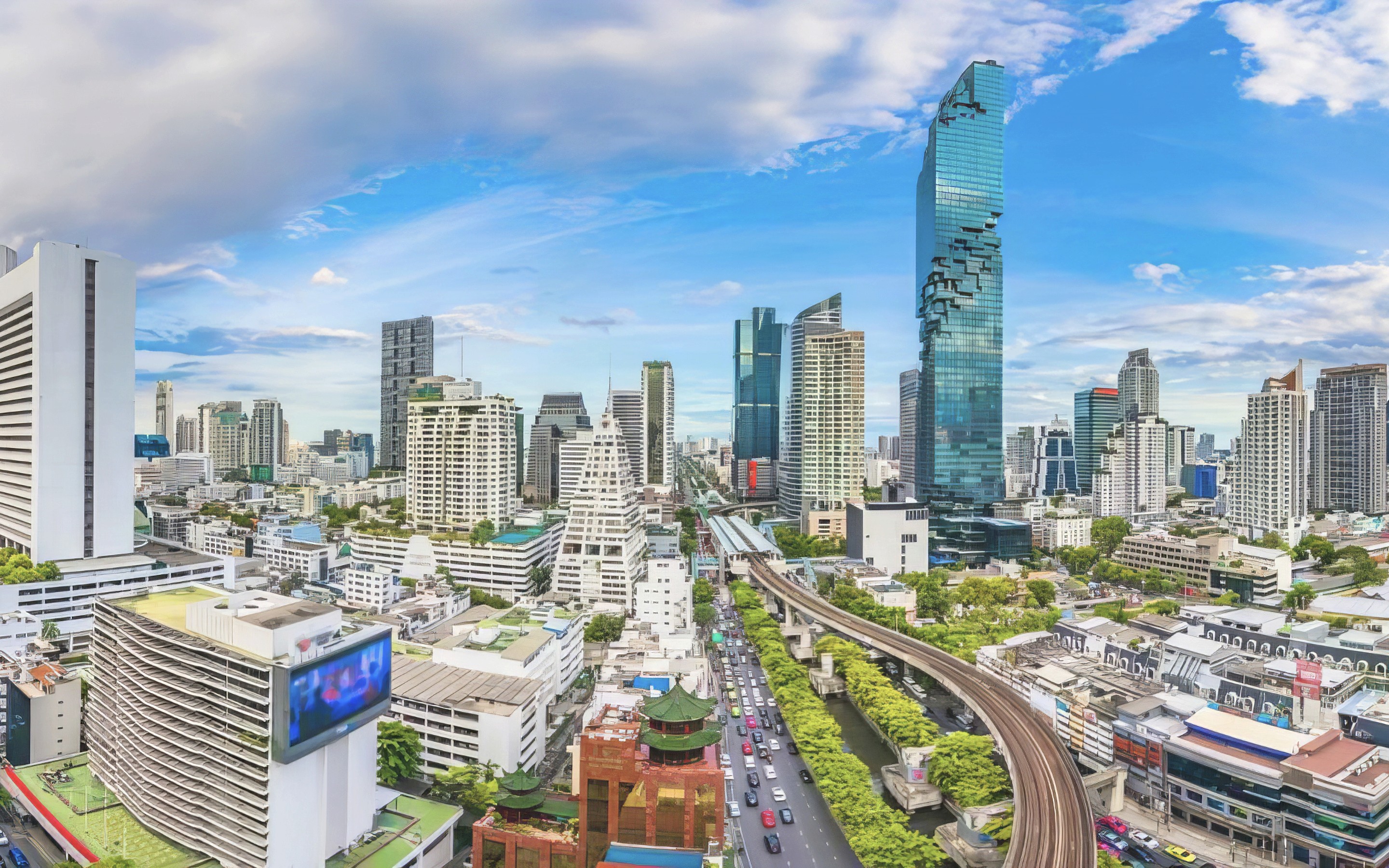 Downtown Bangkok CBD Sathorn Area