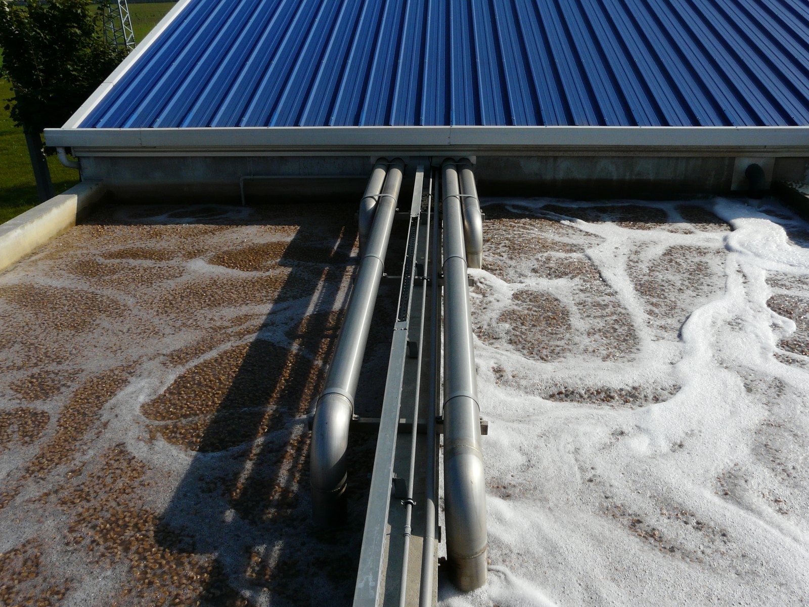 HYBRATOR biofilm carriers in the aerated basin at Magyar Suzuki, Esztergom, Hungary