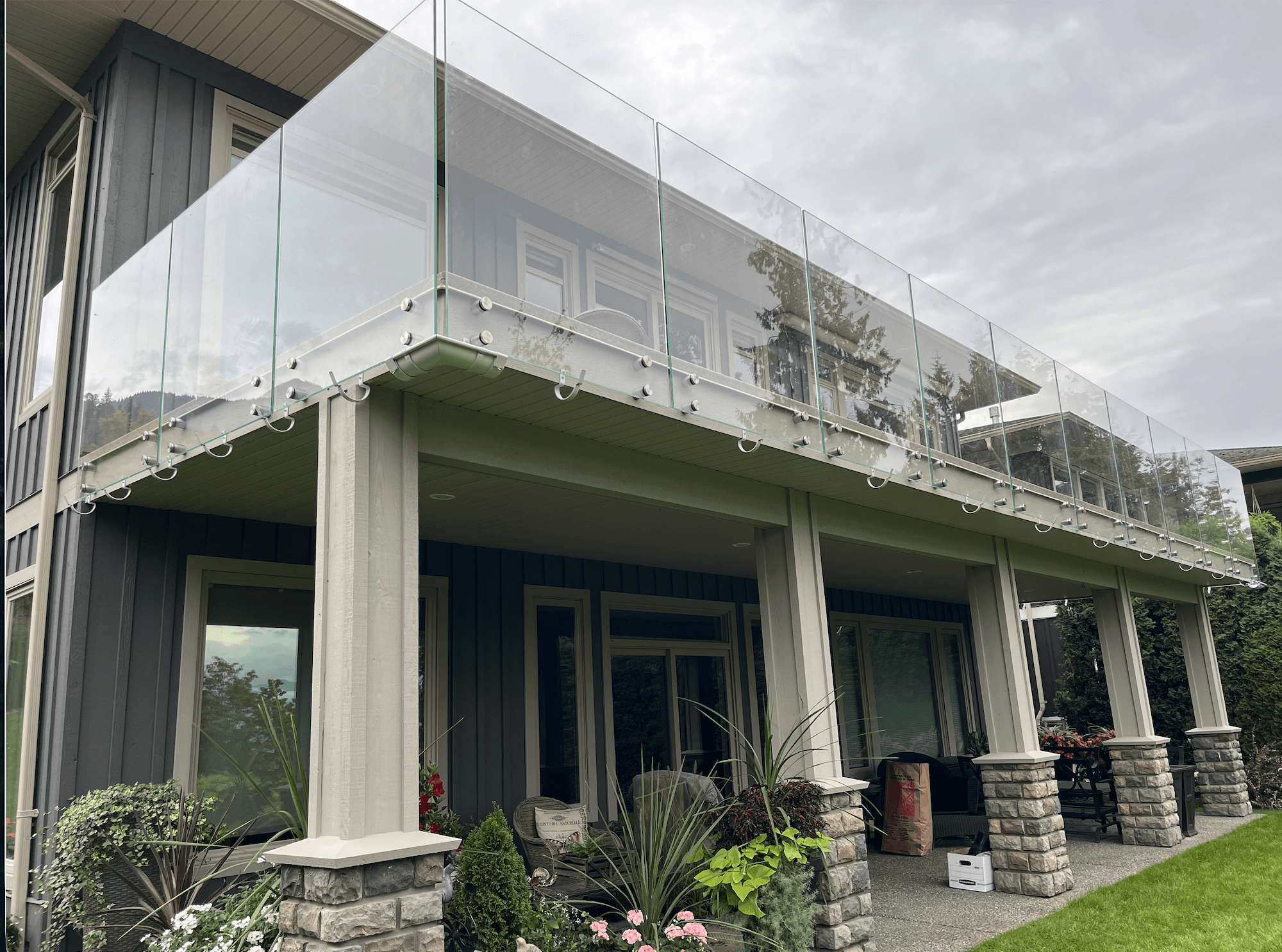Elevated Balcony with glass railing in Squamish