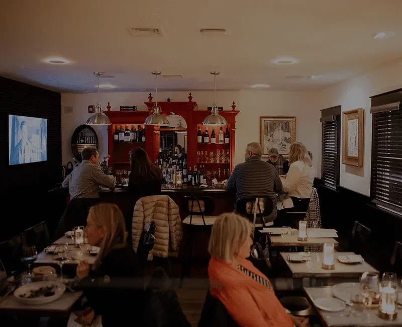ain d'Avignon Chatham — relaxed fine dining in Chatham town