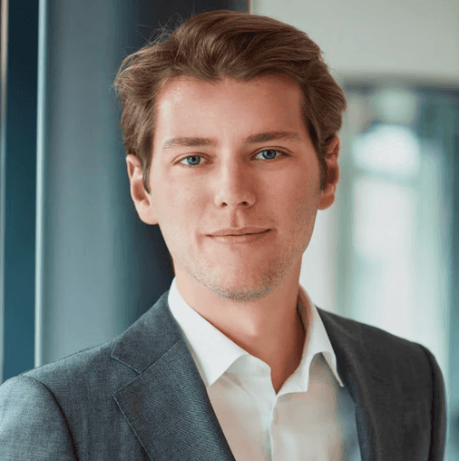 Headshot of Hendrik Van Hove