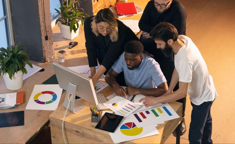 Mais de 40% das agências crescem e IA redefine cenário no Brasil em 2025